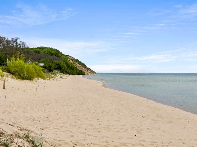 00 W Wilce Street, Empire, MI 49630