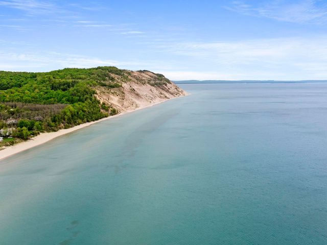 00 W Wilce Street, Empire, MI 49630