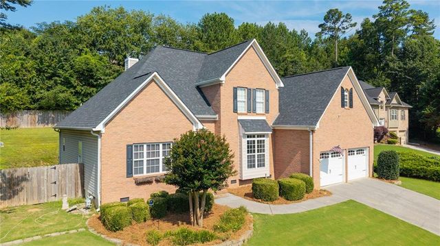 114 Towne Lake Drive NE, Calhoun, GA 30701