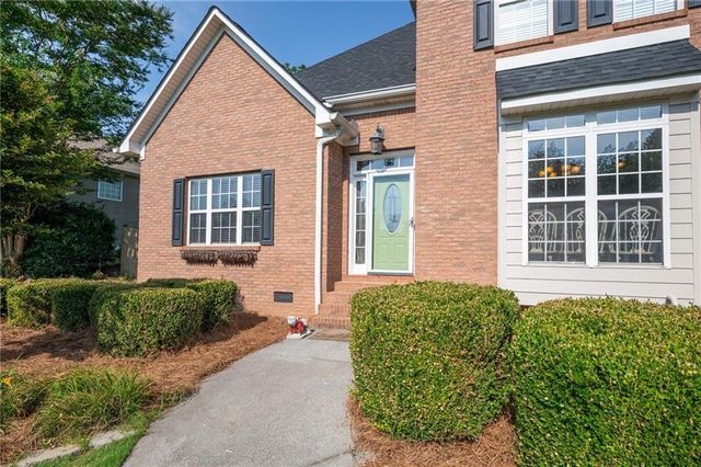 114 Towne Lake Drive NE, Calhoun, GA 30701