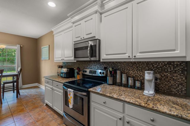 82 Sunline Dr., Petal, MS 39465
