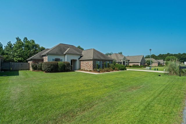 82 Sunline Dr., Petal, MS 39465