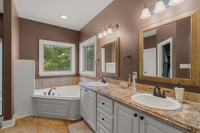 82 Sunline Dr., Petal, MS 39465