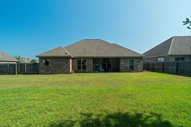 82 Sunline Dr., Petal, MS 39465