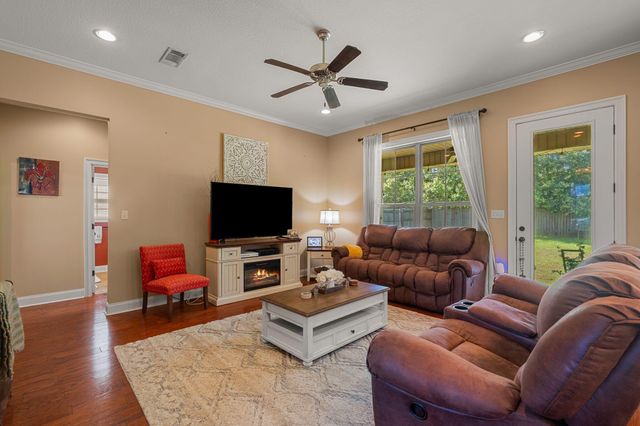 82 Sunline Dr., Petal, MS 39465