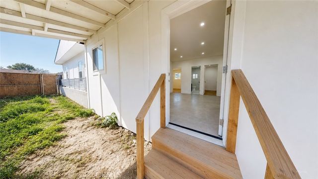 3747 Mintern, Jurupa Valley, CA 92509