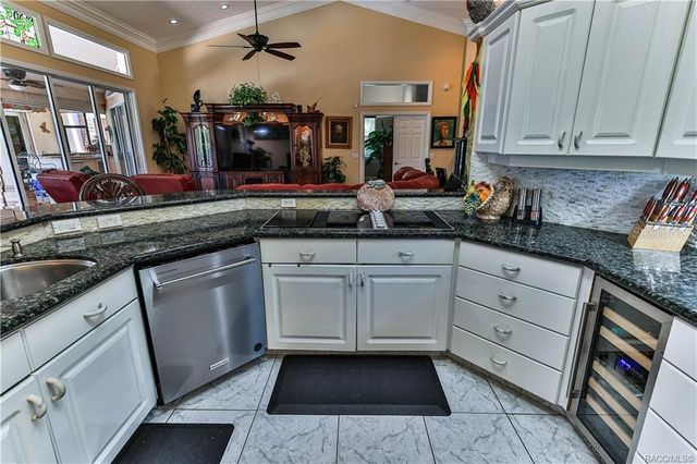 5215 N HONEYCREEK TERRACE, Crystal River, FL 34428