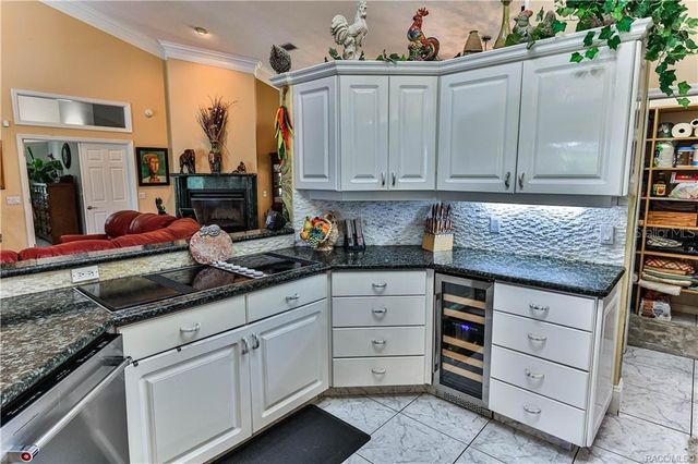 5215 N HONEYCREEK TERRACE, Crystal River, FL 34428
