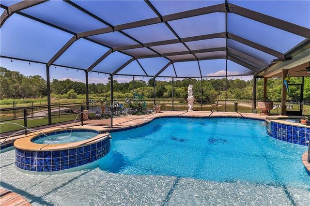 5215 N HONEYCREEK TERRACE, Crystal River, FL 34428
