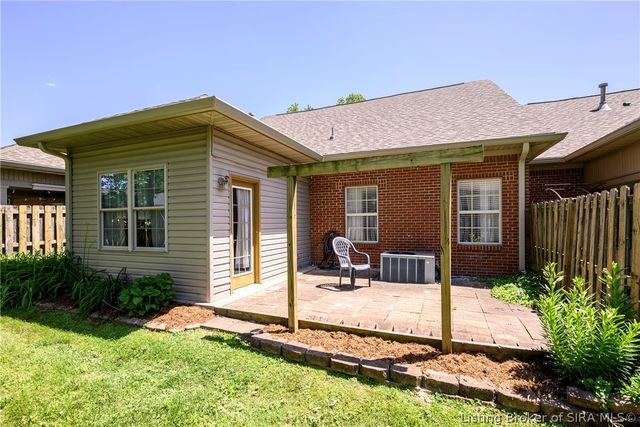 620 W Utica Street 4, Sellersburg, IN 47172