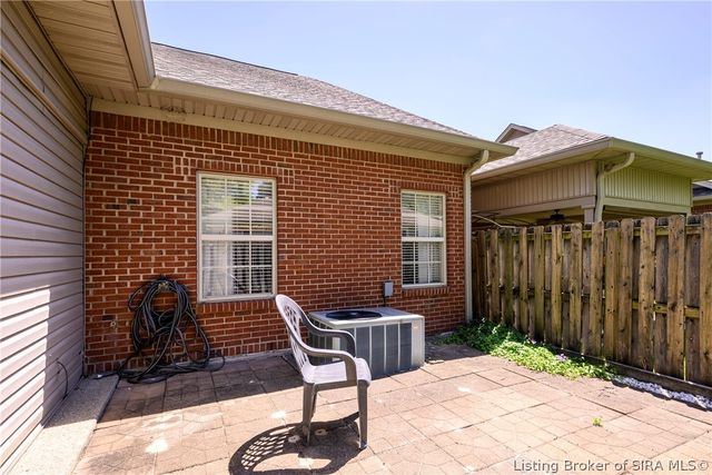 620 W Utica Street 4, Sellersburg, IN 47172