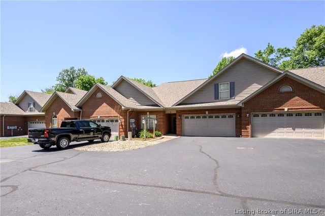 620 W Utica Street 4, Sellersburg, IN 47172