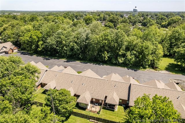 620 W Utica Street 4, Sellersburg, IN 47172