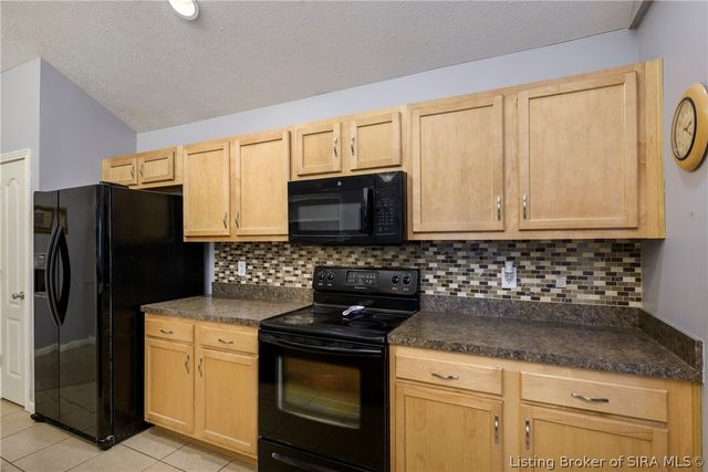 620 W Utica Street 4, Sellersburg, IN 47172