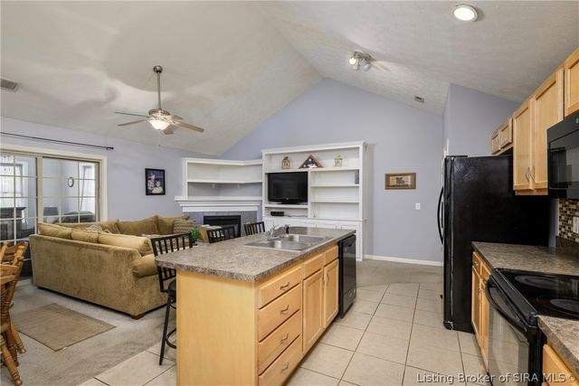 620 W Utica Street 4, Sellersburg, IN 47172