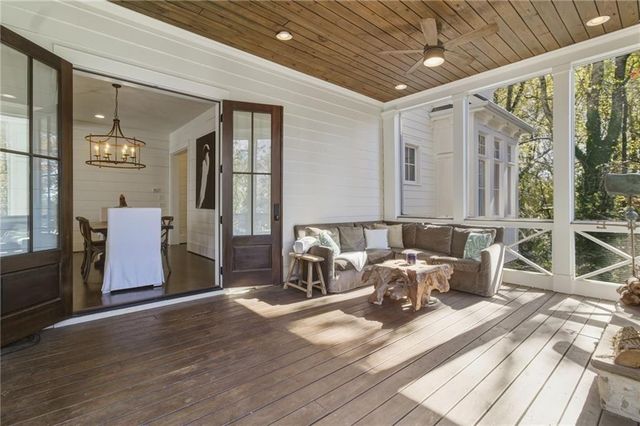 82 Wood Place, Roswell, GA 30075