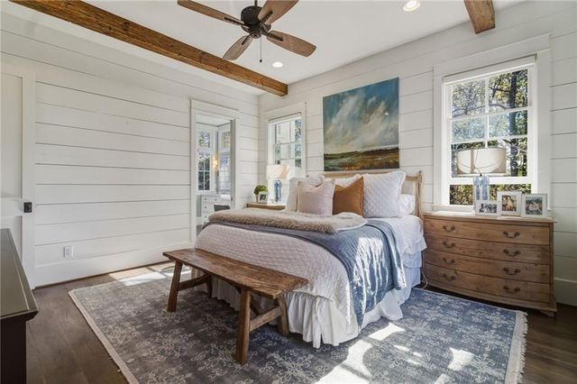 82 Wood Place, Roswell, GA 30075