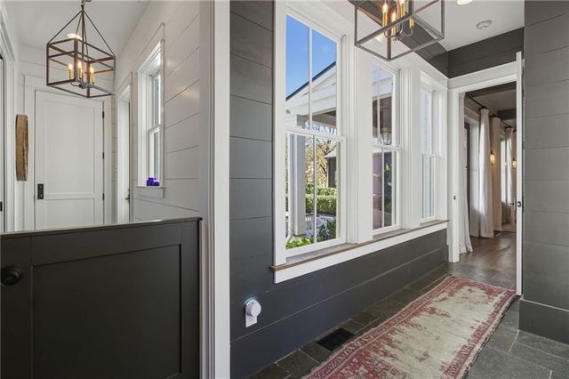 82 Wood Place, Roswell, GA 30075
