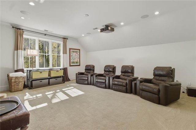 82 Wood Place, Roswell, GA 30075