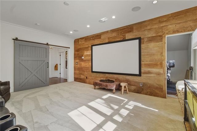 82 Wood Place, Roswell, GA 30075