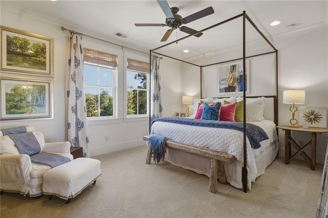 82 Wood Place, Roswell, GA 30075