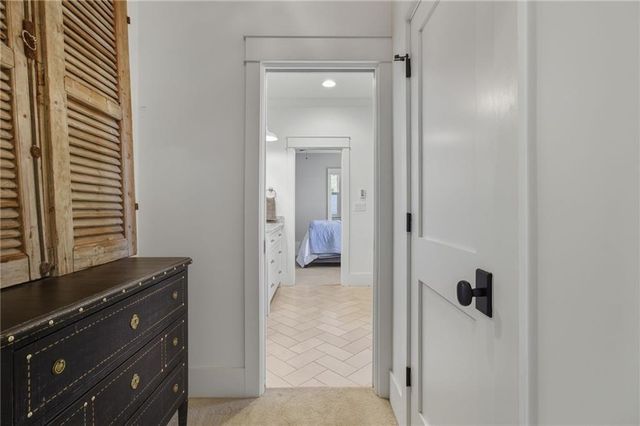 82 Wood Place, Roswell, GA 30075