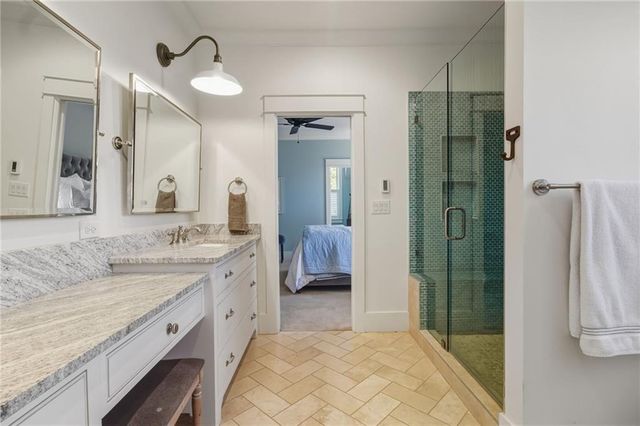 82 Wood Place, Roswell, GA 30075