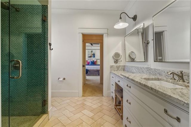 82 Wood Place, Roswell, GA 30075