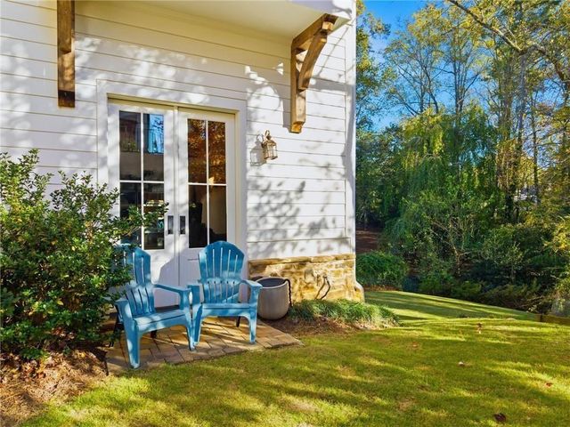 82 Wood Place, Roswell, GA 30075