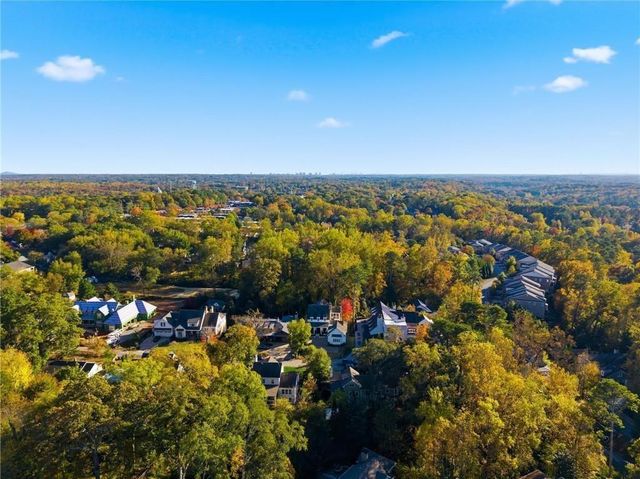 82 Wood Place, Roswell, GA 30075