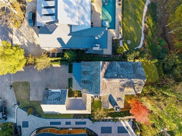 82 Wood Place, Roswell, GA 30075