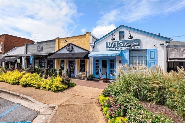 82 Wood Place, Roswell, GA 30075