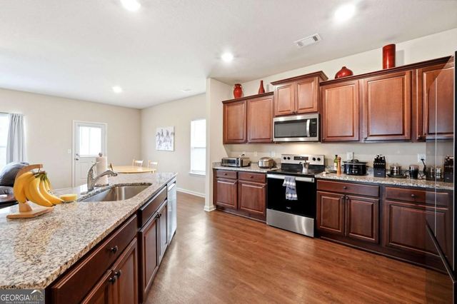 176 Innis Brook Circle, Cartersville, GA 30120
