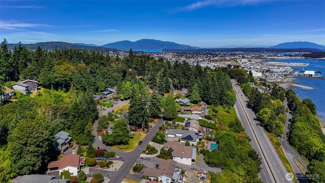4210 Brant Circle, Anacortes, WA 98221