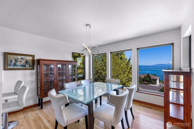 4210 Brant Circle, Anacortes, WA 98221