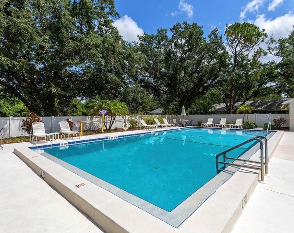 339 PEMBROKE LANE S 228, Venice, FL 34293