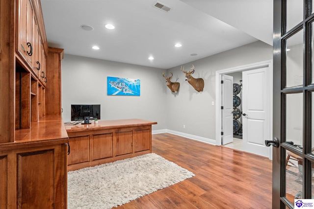105 Flagstone Court, Elizabethtown, KY 42701