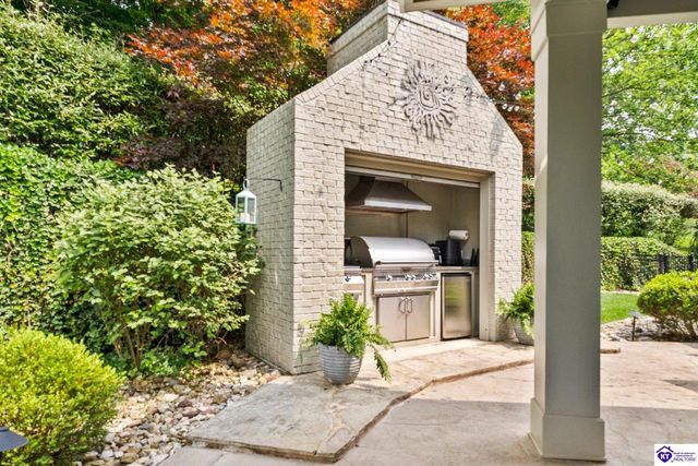 105 Flagstone Court, Elizabethtown, KY 42701