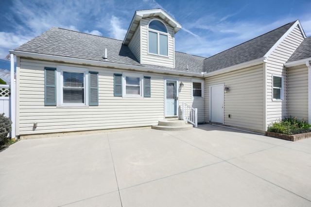 410 DILLER RD, Hanover, PA 17331