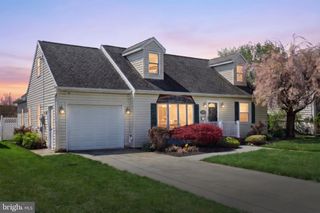 410 DILLER RD, Hanover, PA 17331