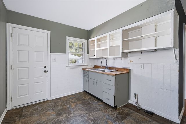 1433 Lamar Drive, Springfield, OH 45504