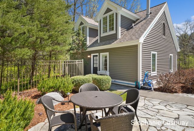 8250 Rum Creek Trail Ne, Cannon Twp, MI 49341