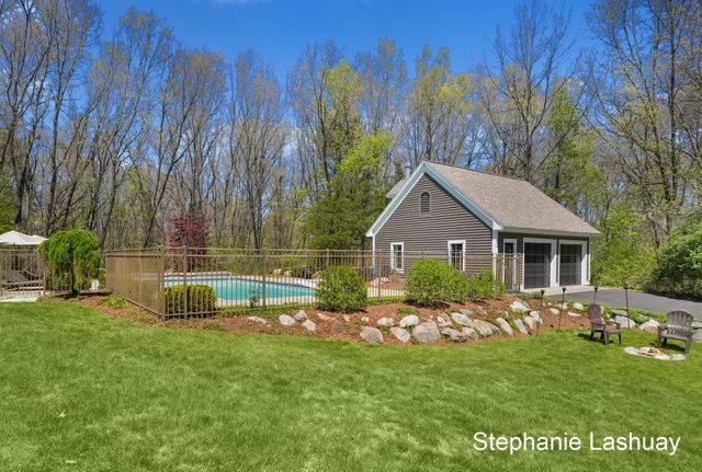 8250 Rum Creek Trail Ne, Cannon Twp, MI 49341