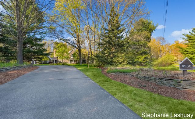 8250 Rum Creek Trail Ne, Cannon Twp, MI 49341