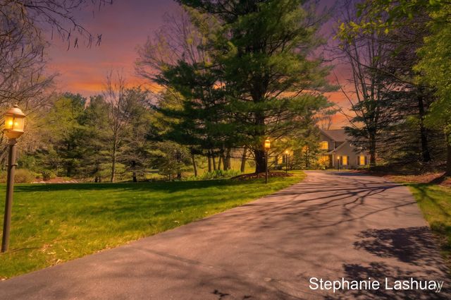 8250 Rum Creek Trail Ne, Cannon Twp, MI 49341