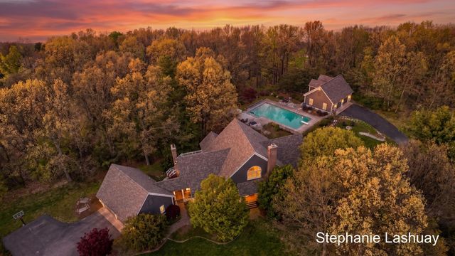 8250 Rum Creek Trail Ne, Cannon Twp, MI 49341