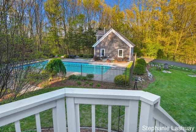 8250 Rum Creek Trail Ne, Cannon Twp, MI 49341