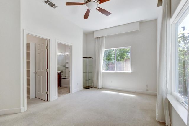 5694 Rolling Oak Dr., Sacramento, CA 95841