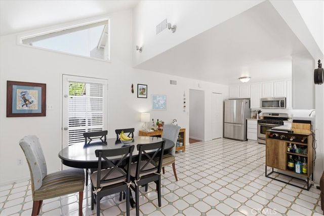 22339 Cheraw, Saugus, CA 91350