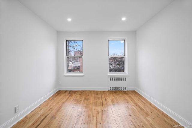 6535 Yellowstone Boulevard 2F, Forest Hills, NY 11375